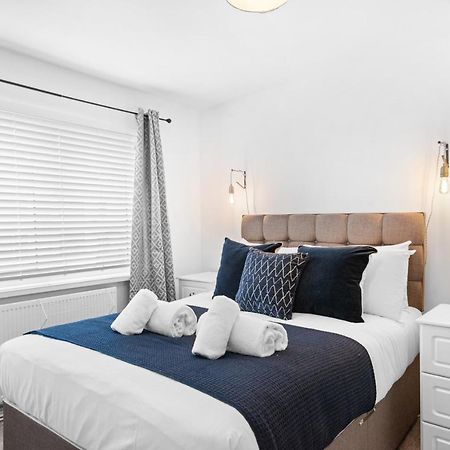 Off Road Parking, Garden, Smart Tv'S In All Rooms! Morriston 外观 照片
